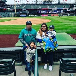 Meet your Posher, Adan